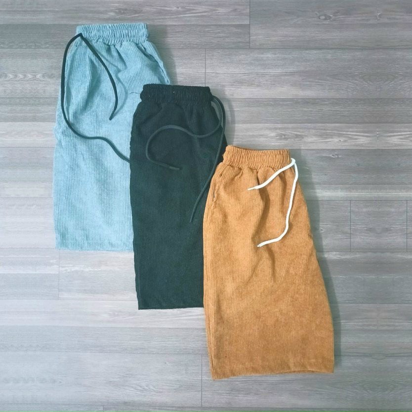 Quần nhung lửng có túi sau,chất liệu nhung mềm mịn hàng bao đẹp.QUẦN NHUNg