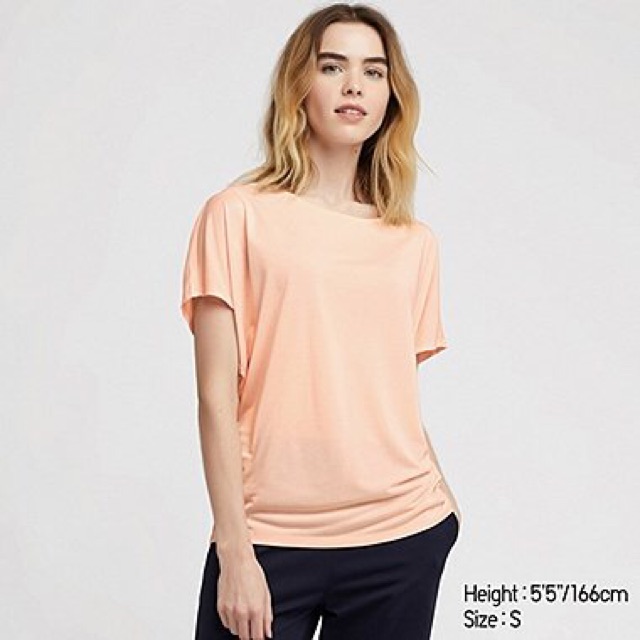 Áo thun UNIQLO làm mát