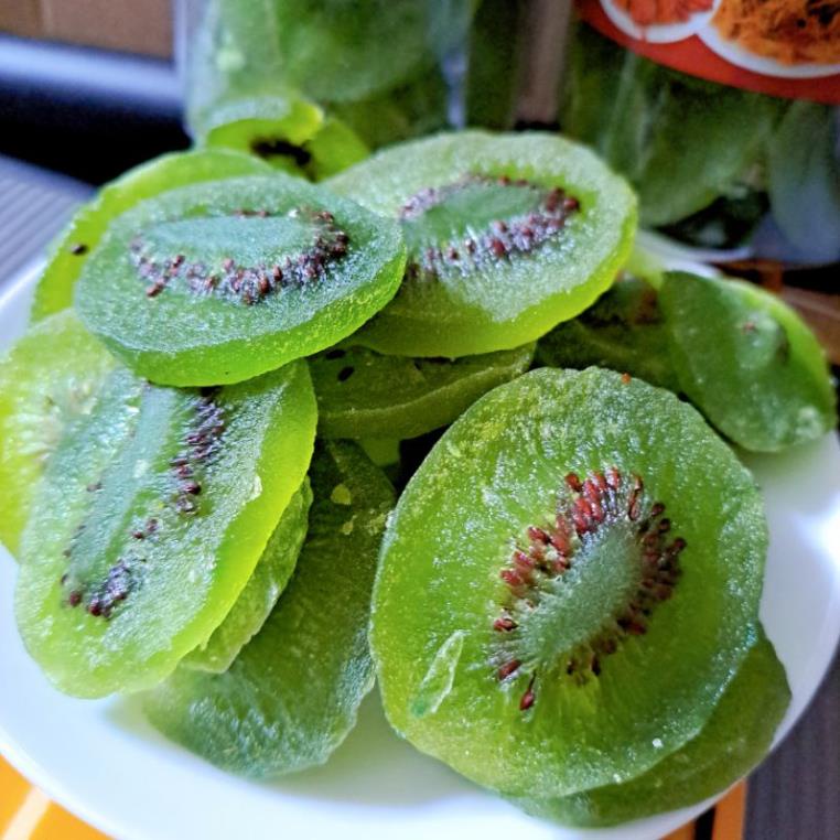 Kiwi Sấy Dẻo Không Đường / Mứt Kiwi Xanh Chua Ngọt- Hũ 450gr -