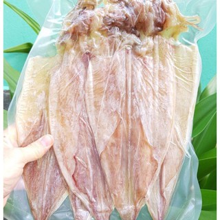 Mực khô loại 1 ( 4 con siêu bự)