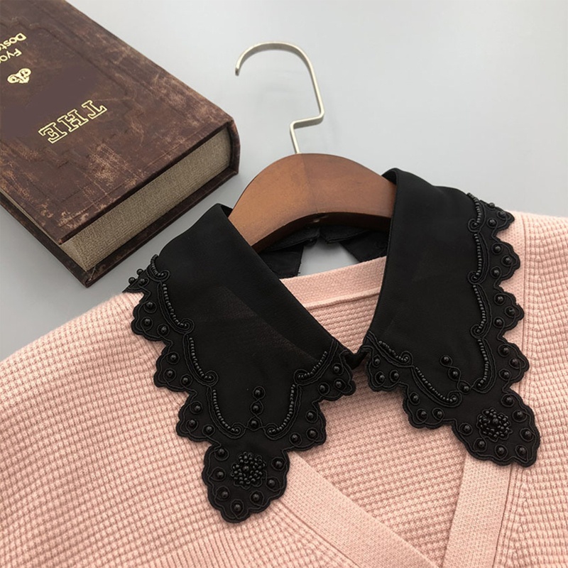 Vòng Cổ Choker Thêu Hoa Đính Ngọc Trai Nhân Tạo Phong Cách Gothic Hoàng Gia Cho Nữ