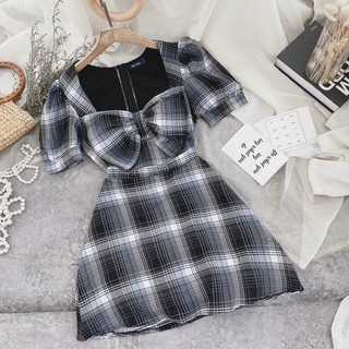 Đầm chữ a cổ vuông nơ bảng