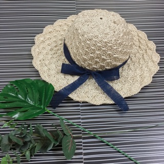 Mũ rộng vành bằng sợi thô