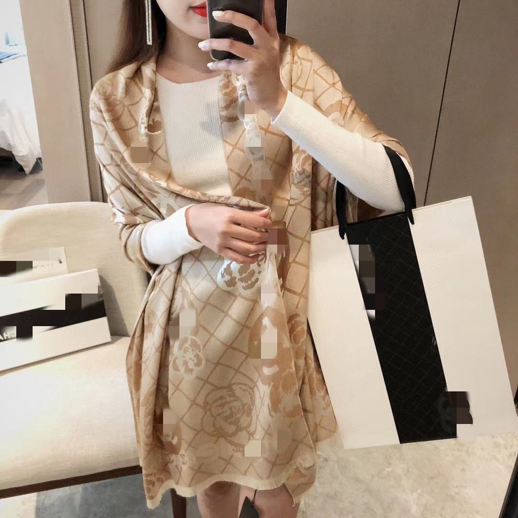 Khăn quàng cổ chất dạ ép mịn đẹp sang trọng chưa kèm hộp đựng