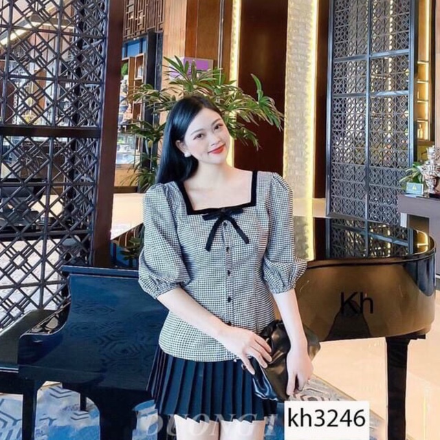 Áo tay bồng kẻ