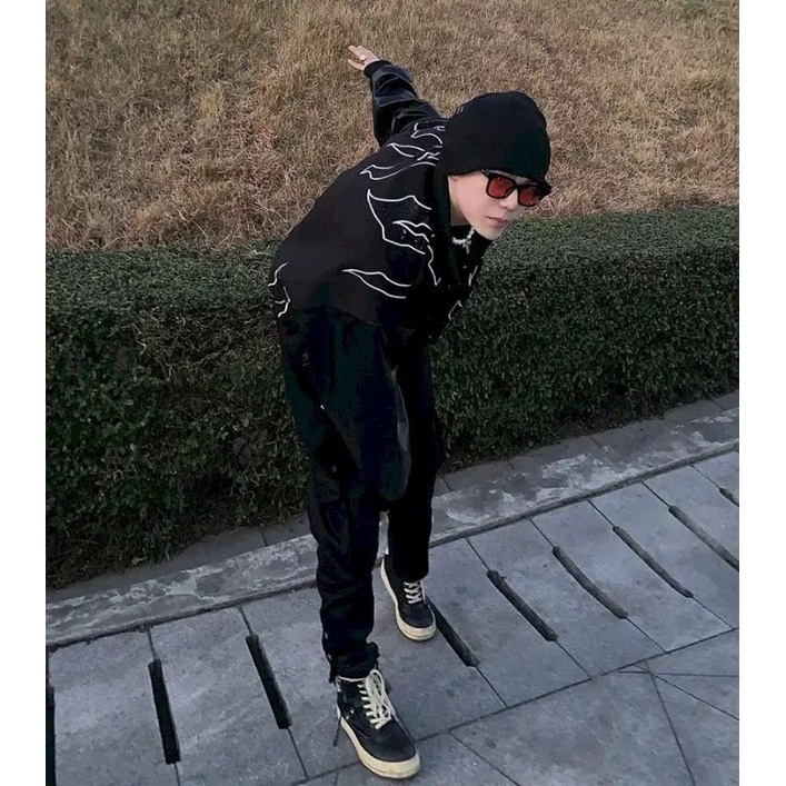 ÁO BOMBER KAKI TAY PHỐI DA THÊU HỌA TIẾT MẶT TRƯỚC SAU FROM UNISEX NAM NỮ STYLE ULZZANG Màu Đen