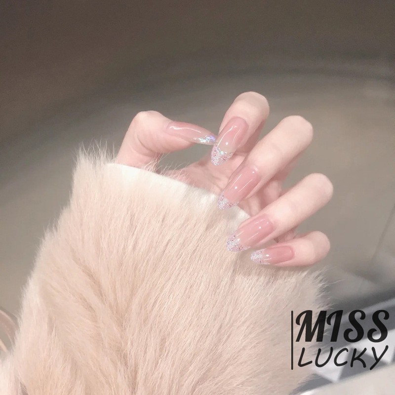 Set 24 Móng Tay Giả Thời Trang Thanh Tú Cho Nữ