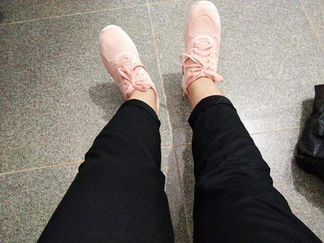 Quần baggy kaki (Loại 1) ống suông xoắn gấu + Tặng 1 đôi tất nữ màu ngẫu nhiên | BigBuy360 - bigbuy360.vn