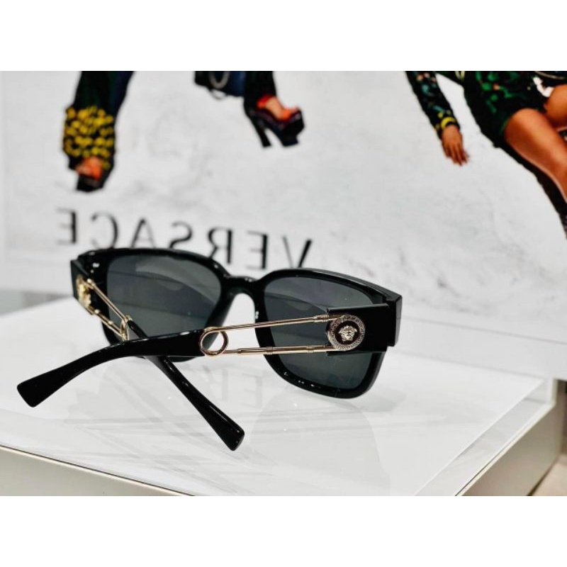 Kính Hiệu Vuông Màu Trắng Đen VS Hot Mới 2022 MẮT KÍNH RÂM NAM NỮ VERSACE CAO CẤP CHỐNG UV400 HOT TREND