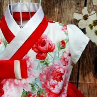 Hanbok cho bé gái
