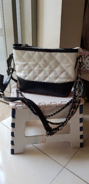 Thanh lí giỏ xách