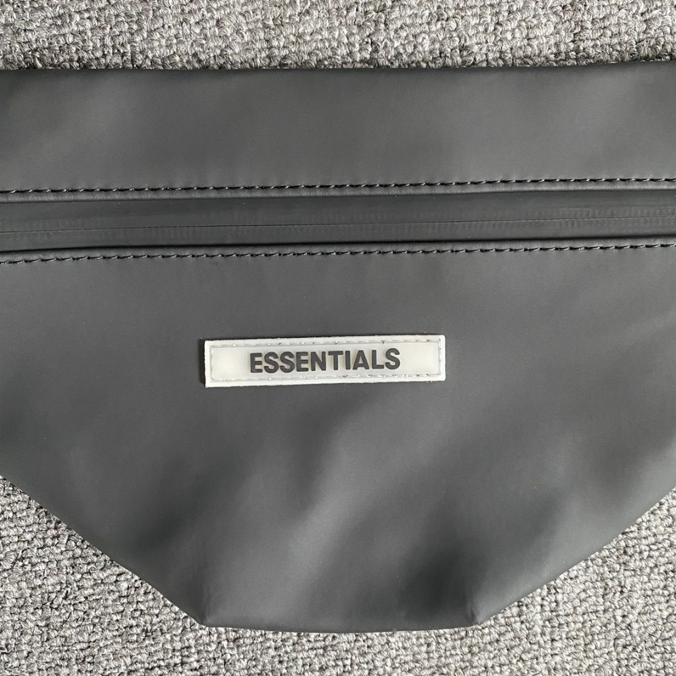 Túi đeo chéo FOG Bag 6th tam giác, Túi đeo hông Fear Of God, Chất liệu da chống nước, full tem, tag, DuSo