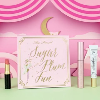 Set trang điểm Too Faced Sugar Plum Fun