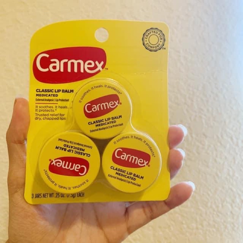 Son dưỡng môi Carmex