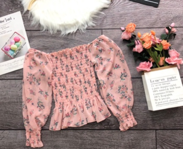 Áo voan trễ vai