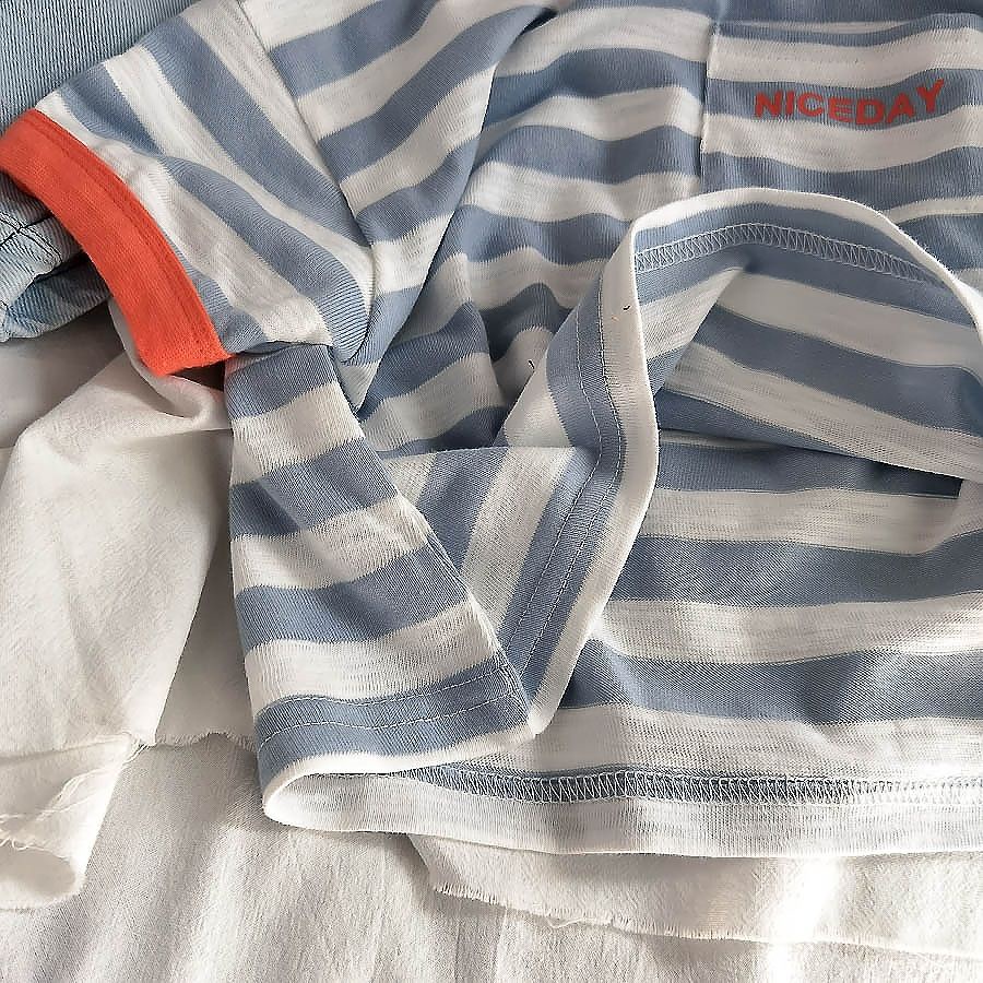 Áo Thun Tay Ngắn Dáng Rộng Họa Tiết Kẻ Sọc Thiết Kế Mới Thời Trang Mùa Hè Theo Phong Cách Hàn Quốc