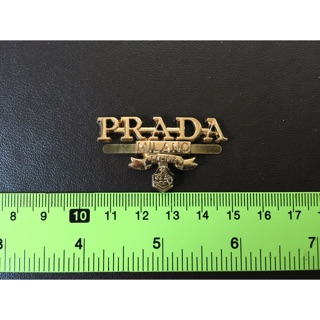 Mác chữ prada