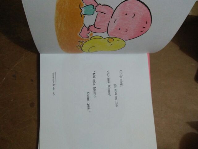 Sách - Ehon - Momo Cọ má, cọ má nào | BigBuy360 - bigbuy360.vn