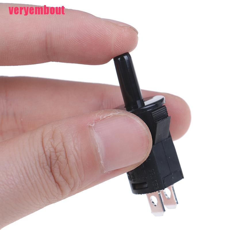 1 Công Tắc Đóng / Mở Cửa Tủ Thông Thường