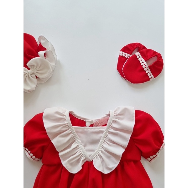 Bodysuit Đỏ Cổ Trắng Cho Bé Gái Sơ Sinh 0-12 Tháng Kèm Mũ &amp; Tất, Váy Sơ Sinh, Váy Đầy Tháng, Bodysuit Sơ Sinh