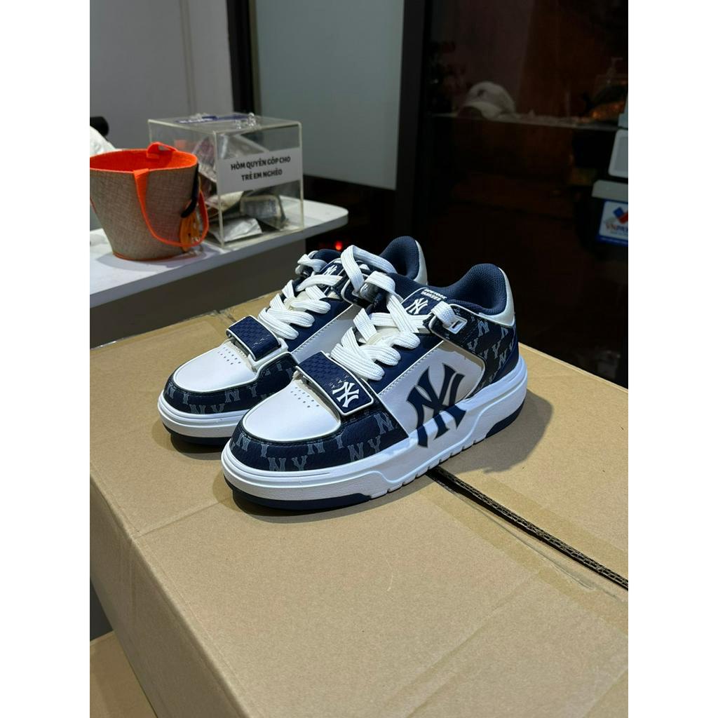 Giày MLB Chunky Liner Mid Denim NY Yankees Sox xanh chính hãng