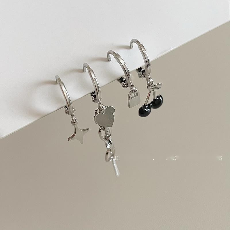 Bộ Bốn Khuyên Tai Màu Đỏ Cherry Không Đối Xứng Phong Cách Hàn Quốc Mới Mùa Hè Cá Tính