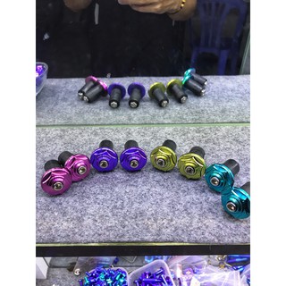 Gù Tay Lái Titan tặng kèm ốc và cao su