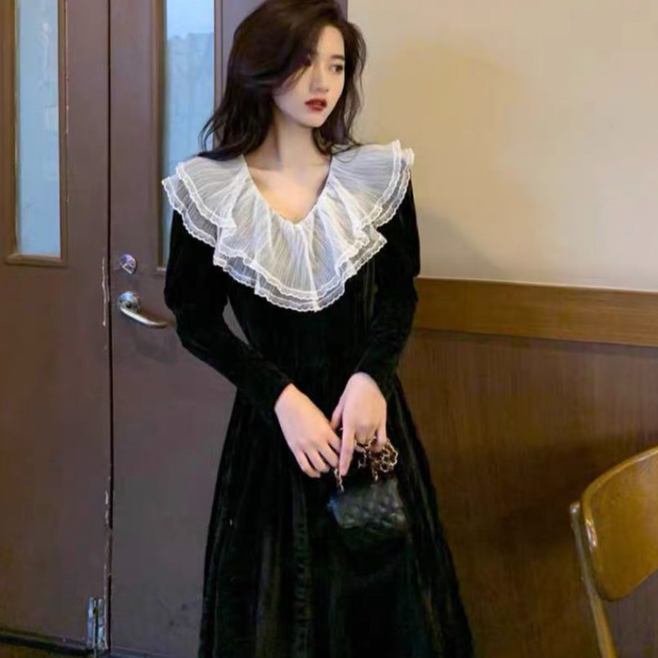 .VÁY ĐẦM  NHUNG DÀI  TAY CAO CẤP PHỐI VOAN