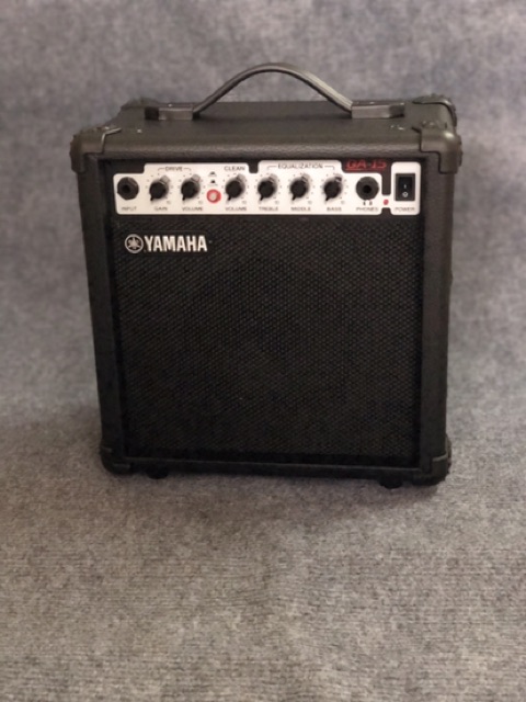 Ampli Yamaha GA-15