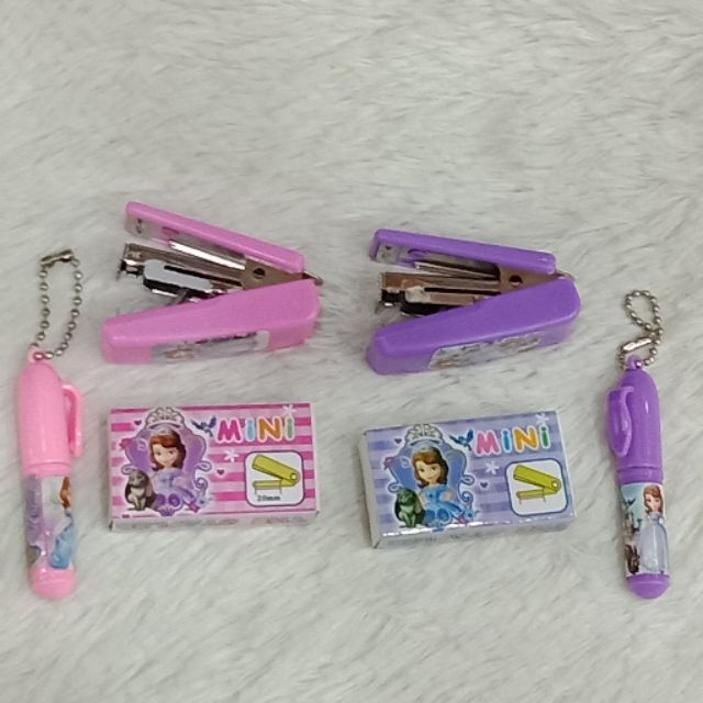 Bộ bấm kim và kim bấm kèm bút bi E-025 [6925113100253]