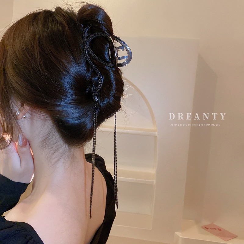 Kẹp Tóc Tua Rua Hình Cá Mập Đính Kim Cương Giả Thời Trang Cho Nữ