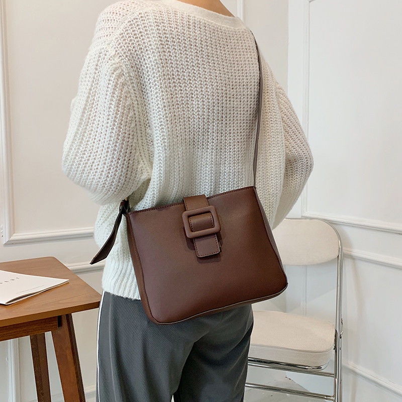 Túi xách thiết kế mới cao cấp thời trang theo phong cách retro dành cho nữ 2021