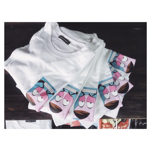 Courage the Cowardly Dog Printed Tee - Áo phông trắng in hình chú chó hồng dũng cảm