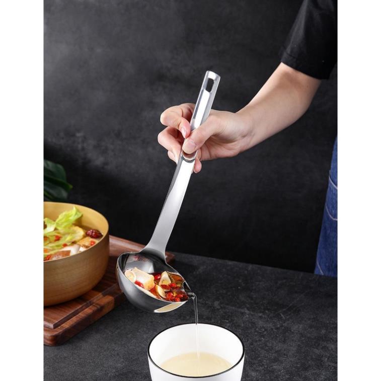 Muôi muỗng canh lọc dầu mỡ Inox , thìa vá múc canh bảo vệ sức khỏe