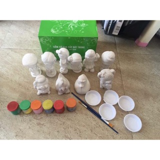 Bộ tô tượng 10 con vật tặng kèm 2 cọ 5 hộp màu