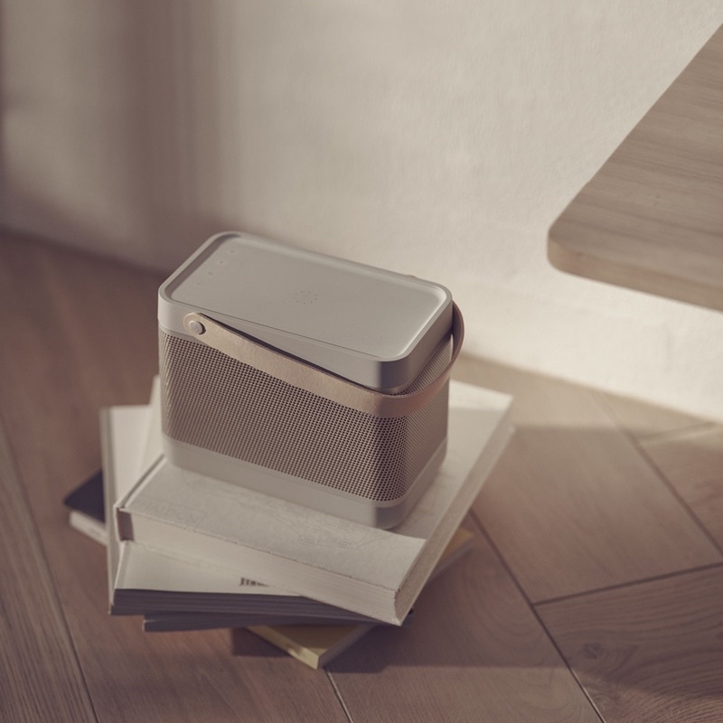 Loa bluetooth Bang & Olufsen Beolit 20 chính hãng
