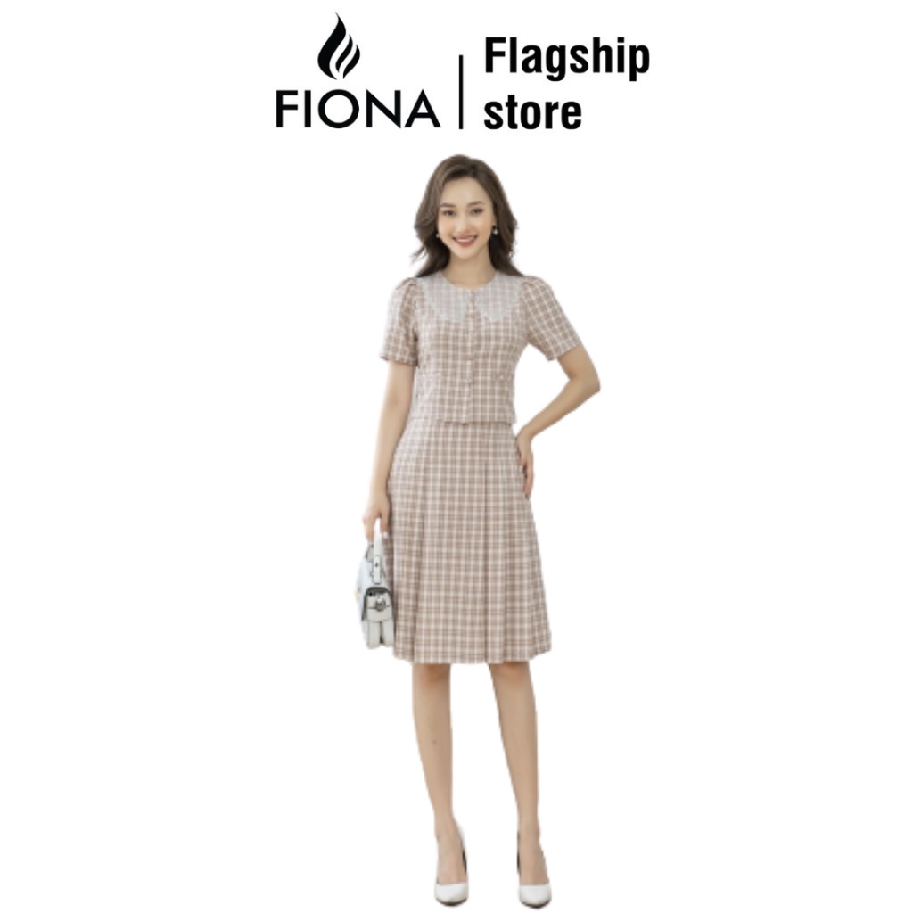 Áo Sơ Mi Fiona Dáng Ôm, Họa Tiết Kẻ, Cổ Phối Ren Chất Liệu Tuýt Si Mịn Mát F552222