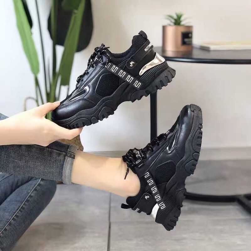 [Mã FAGREEN245 giảm 10% tối đa 30k đơn từ 99k] GIÀY THỂ THAO TEM GÓT BẠC SIÊU HÓT | BigBuy360 - bigbuy360.vn