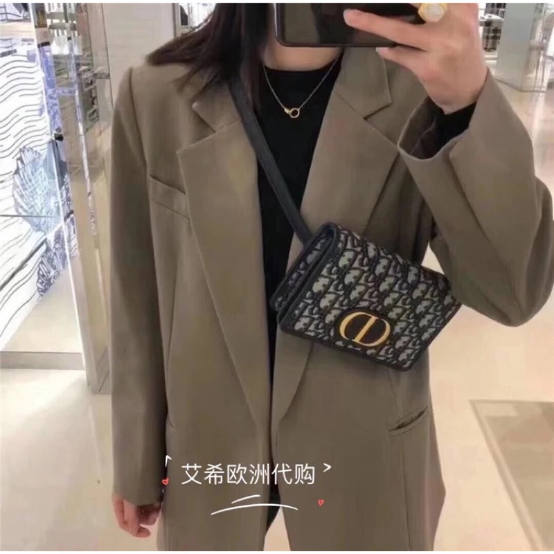 Túi đeo chéo khoá CD