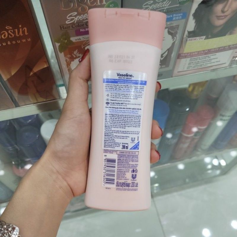 [ XẢ KHO] Sữa Dưỡng Thể Trắng Da Tức Thì Vaseline Instant Fair 200ml