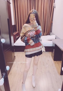 Áo len thổ cẩm đỏ