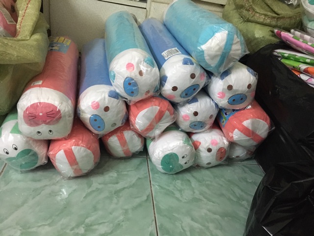 Gối ôm con sâu mặt heo cotton Baby Top 60x25cm