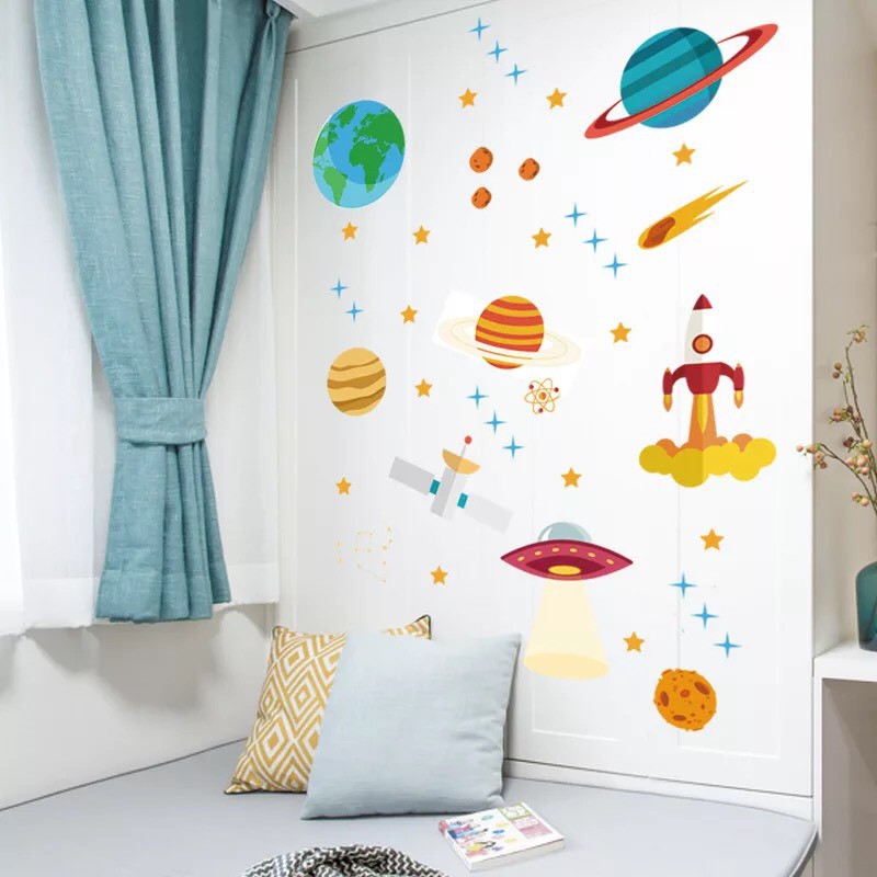 Decal trang trí tường Hành Tinh Xanh