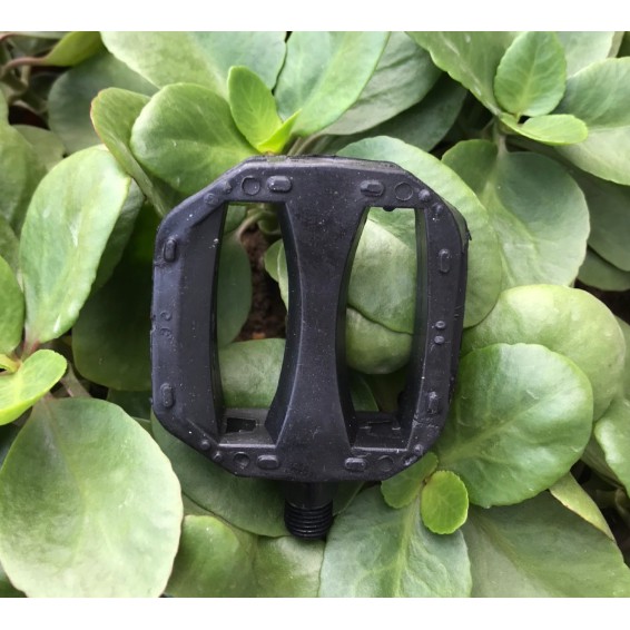 Bàn đạp  xe đạp trẻ em trục 12mm