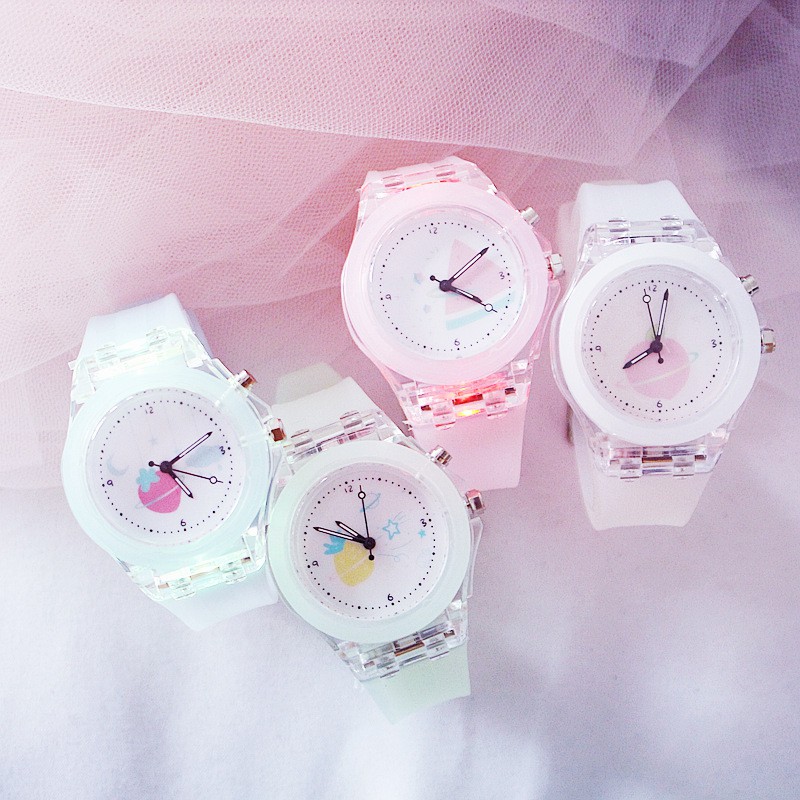 Đồng hồ điện tử cho trẻ em dây cao su đèn nhiều màu cao cấp