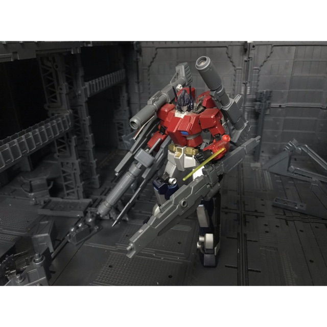 Mô hình Gundam Optimus Prime Sơn ATM