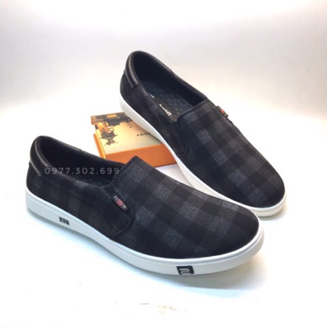 Giày nam slip on kẻ đẹp