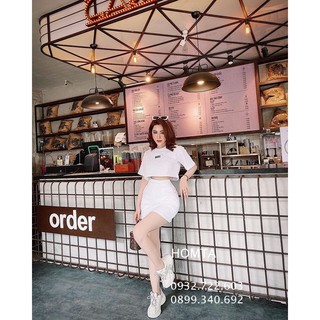 Set Áo Croptop Kèm Chân Váy Thêu Basic