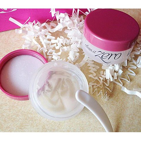 Sáp tẩy trang Clean it Zero.