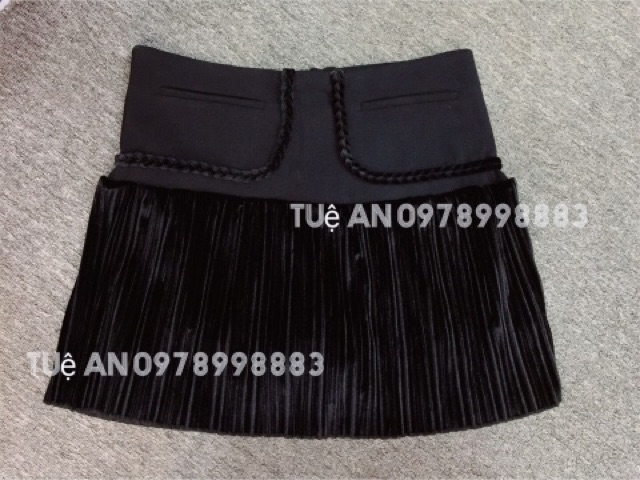 Chân váy nhung dập ly